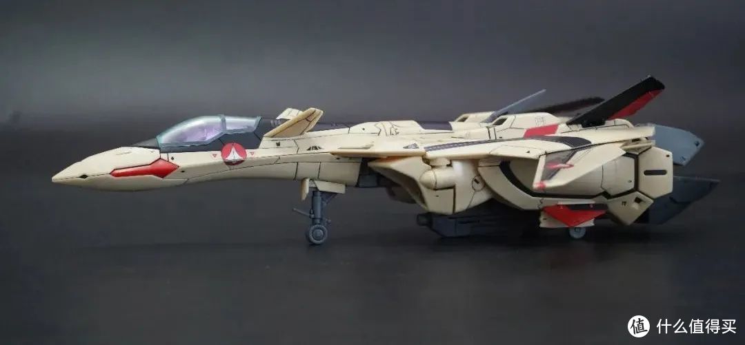 HG 1/100 超时空要塞PLUS YF-19开箱