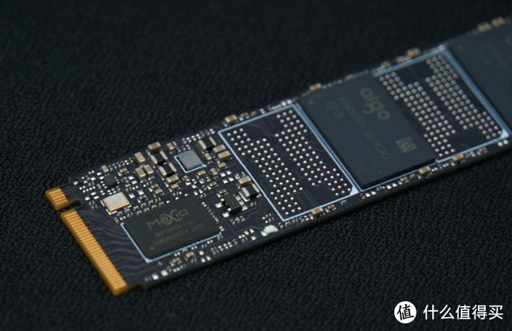 全国产方案SSD进化到哪一步了？超高性价比的aigo P7000Z游戏向测评