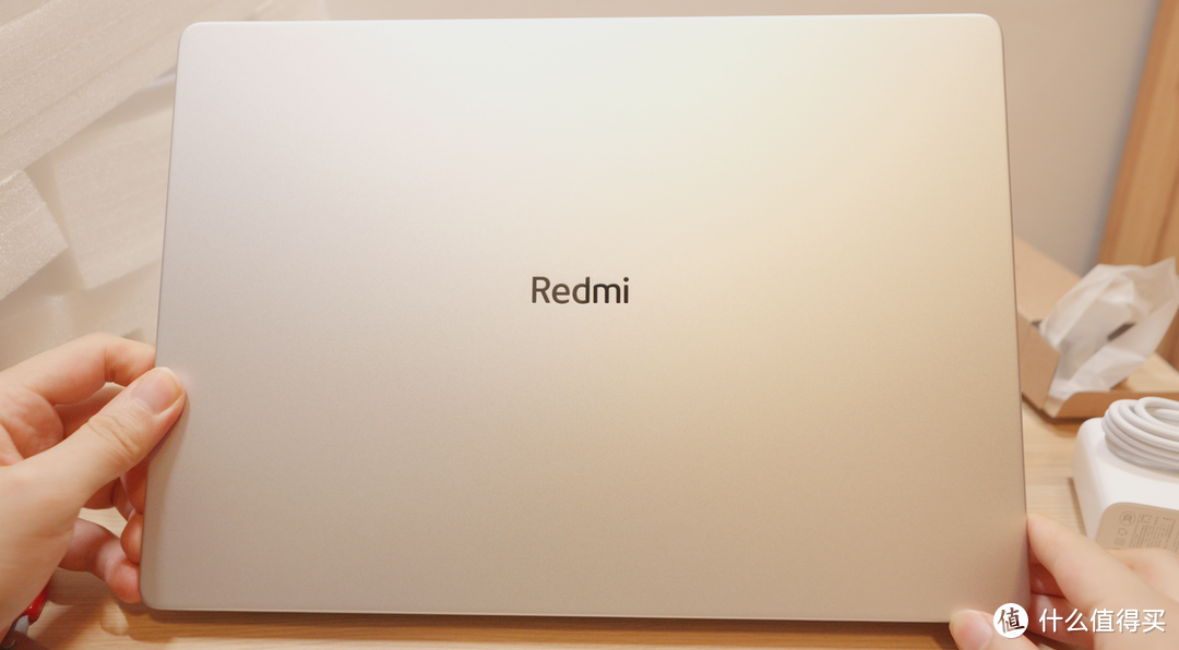红米RedmiBook 14：3699超高性价比入门轻薄本