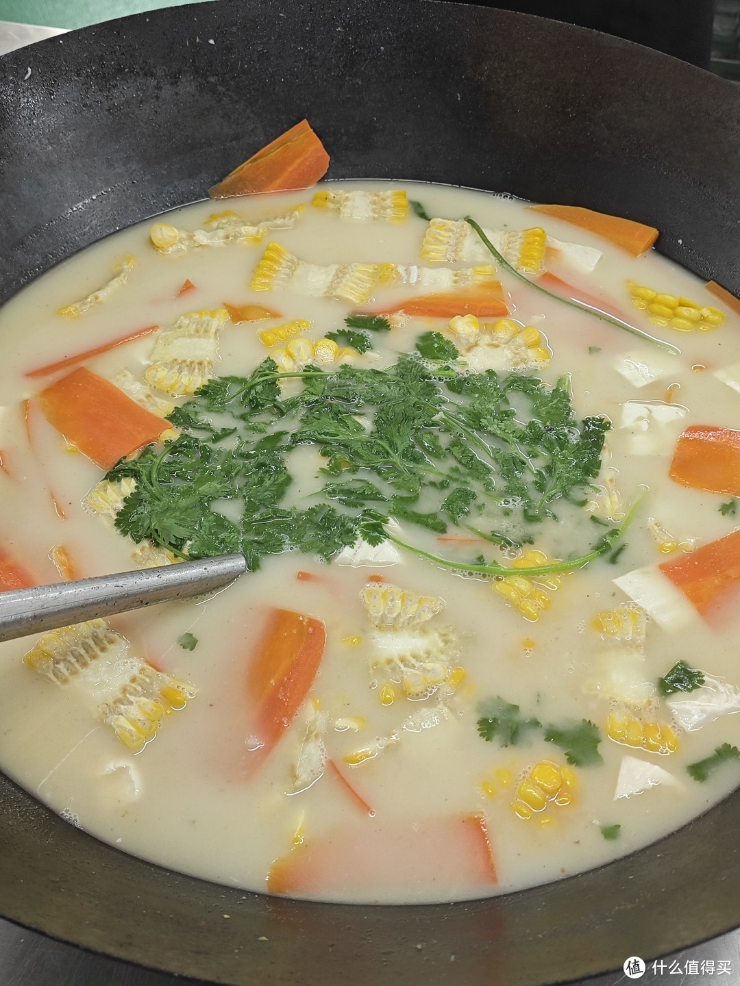 广东人的标配胡萝卜玉米汤
