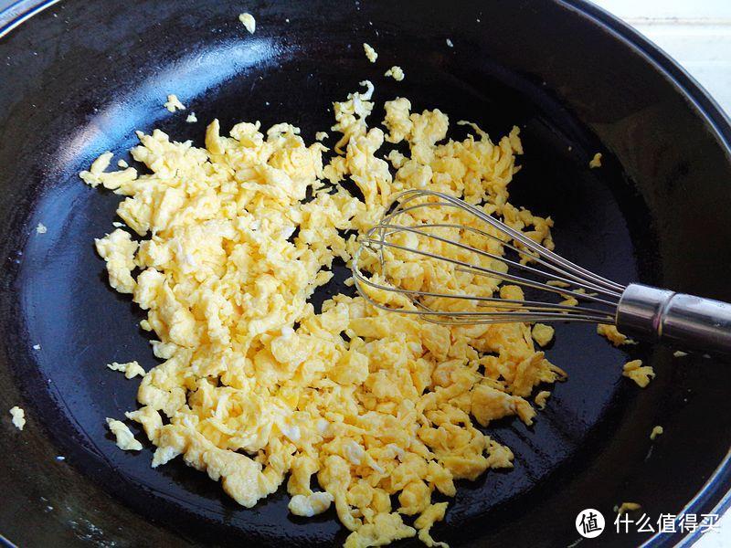 用韭菜包饺子，加点这食材，鲜美如春季，汁多鲜嫩真好吃