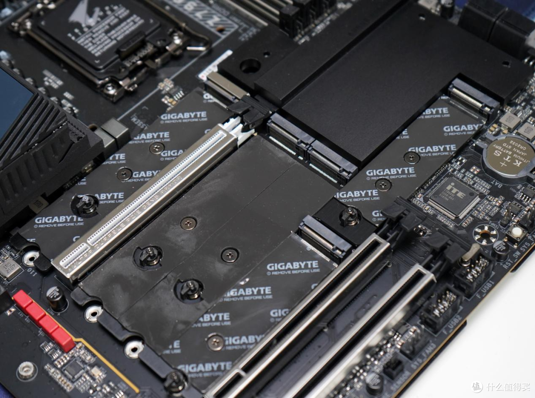 技嘉超级雕z790 aorus master主板详细评测:为旗舰i9保驾护航