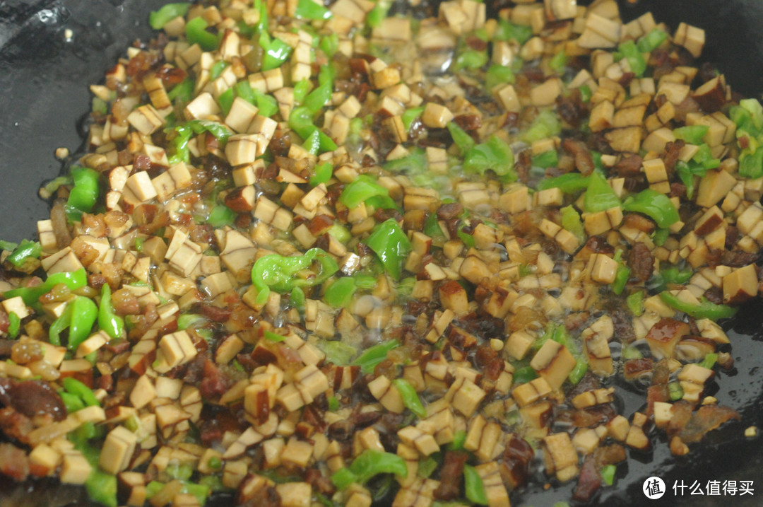 6月多吃这菜！维C比西瓜高10倍，清爽细腻柔软，睡得好，吃得香！