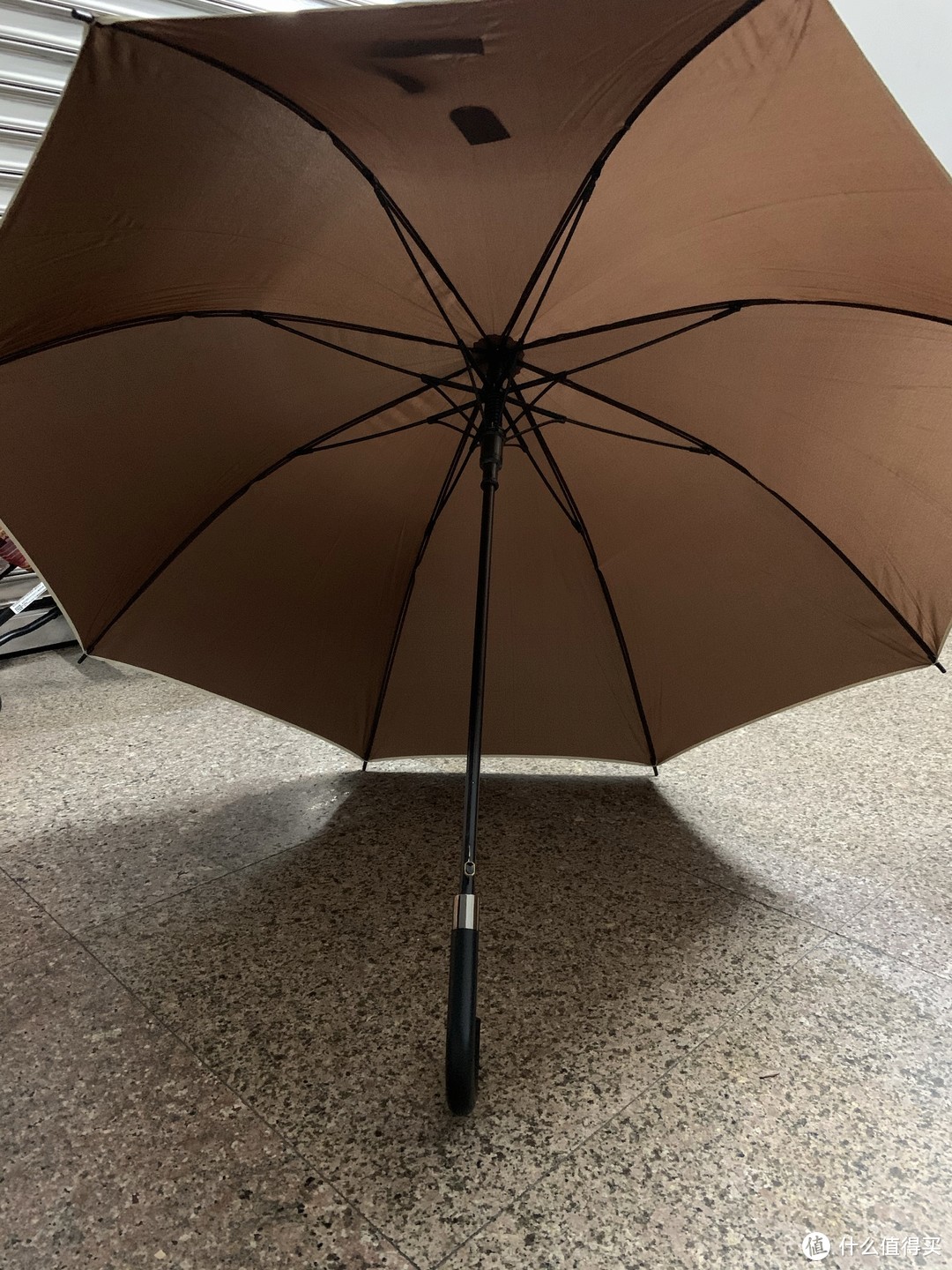 6月买了3把雨伞，遮阳遮雨都有了
