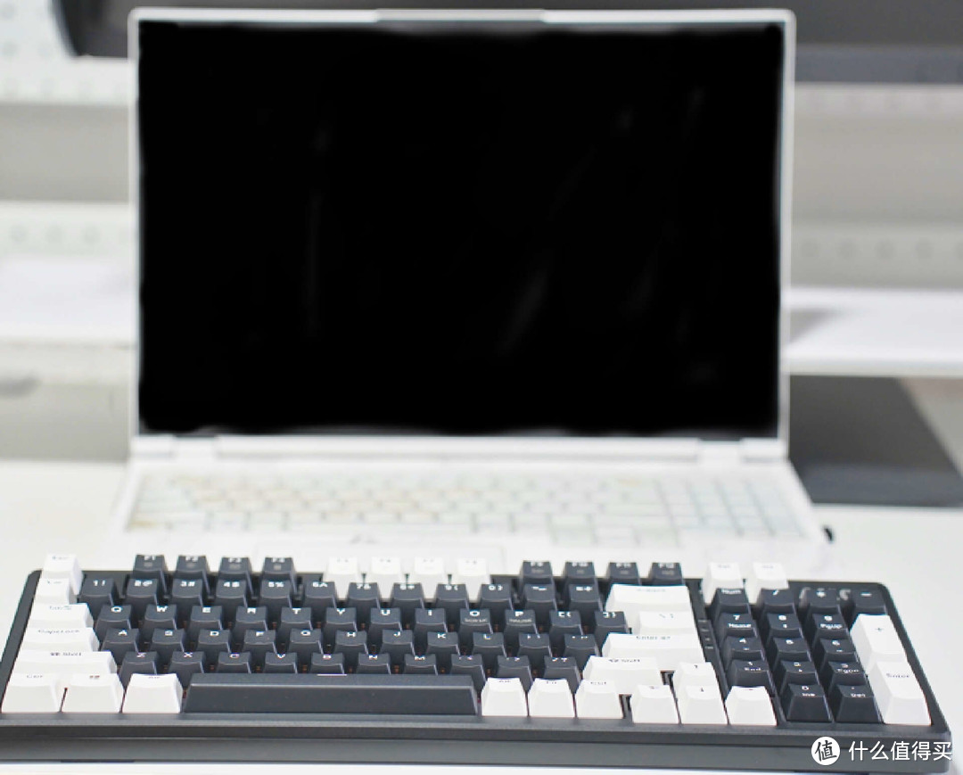 618还不到200，定制轴体RGB，实测真香—阿考斯BC98三模机械键盘