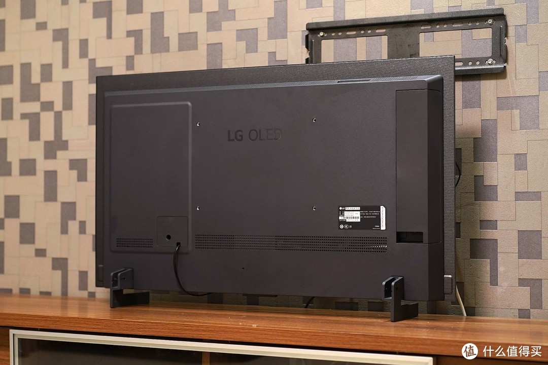 这台4K+120Hz的OLED电视太绝了，观影、游戏两不误，LG OLED C3电视使用体验