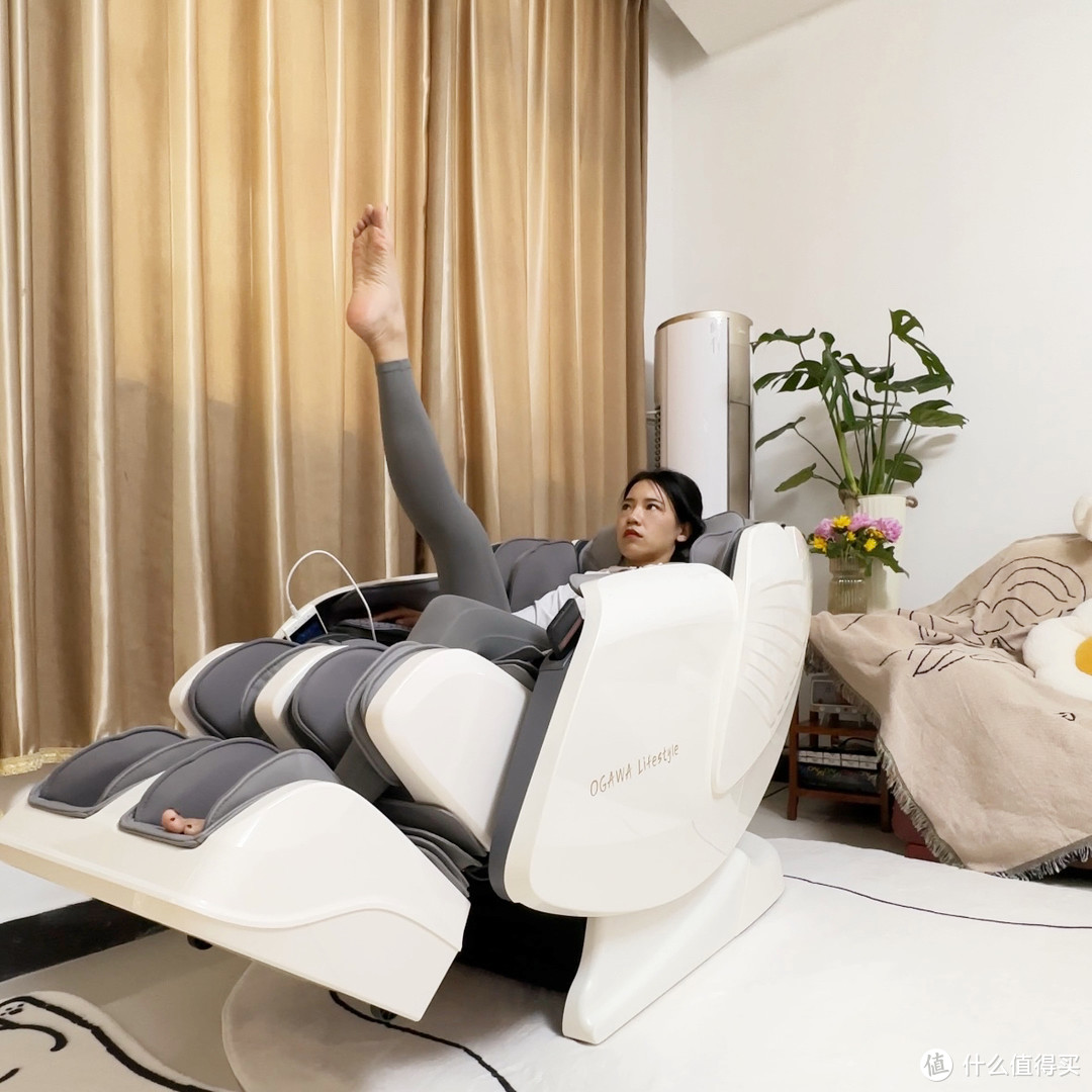 堪比瑜伽拉伸式的放松按摩，这个按摩椅不简单～奥佳华7306S+椅上瑜伽让锻炼成为享受