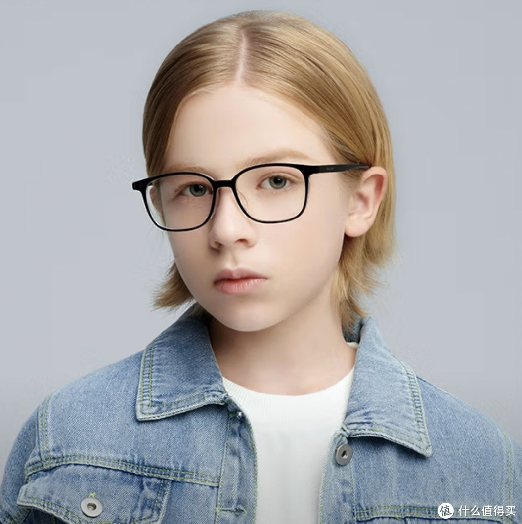 儿童眼镜革命！暴龙眼镜的超耐用设计，让孩子的眼镜不再易损坏！