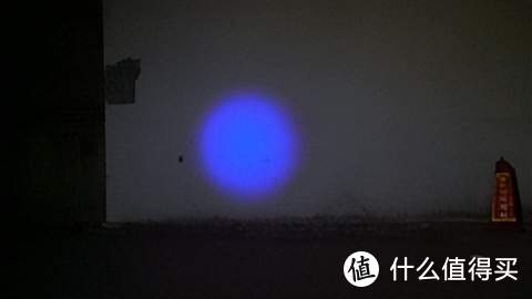 点亮多彩夜晚，让灯光随音而动，纳拓户外12合1雷鸣音乐手电