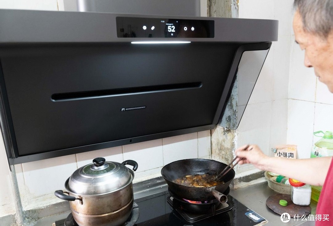 开放式厨房净烟秘诀，选对厨房家电是关键，爆炒日常不踩坑