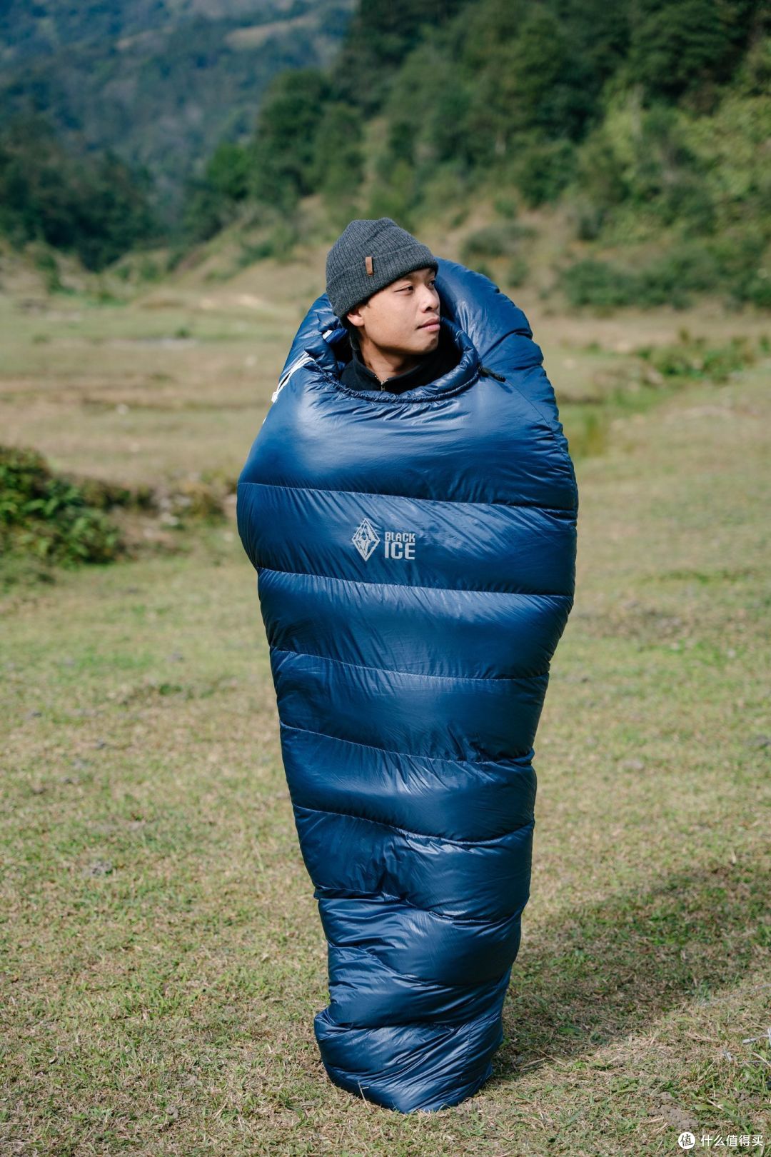 图为黑冰的g700睡袋