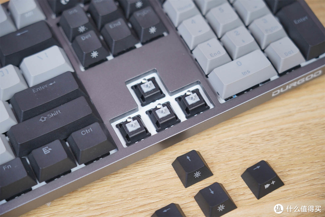 银轴搭配优秀调教，杜伽K310机械键盘，会让你爱不释手！