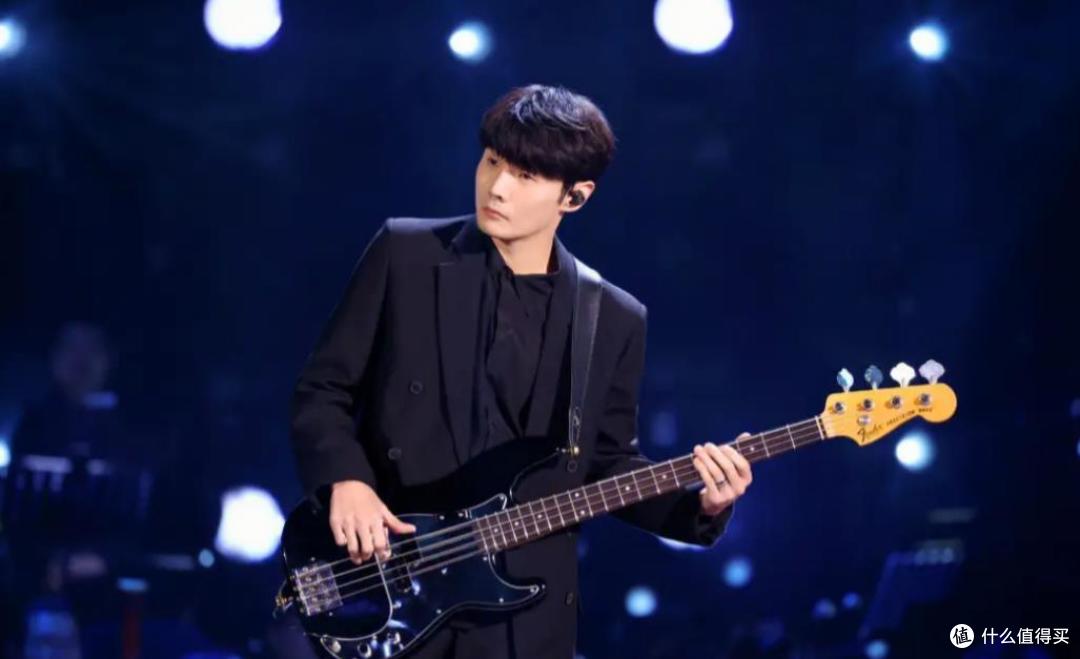 详情>李荣浩靠着这张专辑一炮而红,一举拿下台湾省金曲奖最佳新人奖