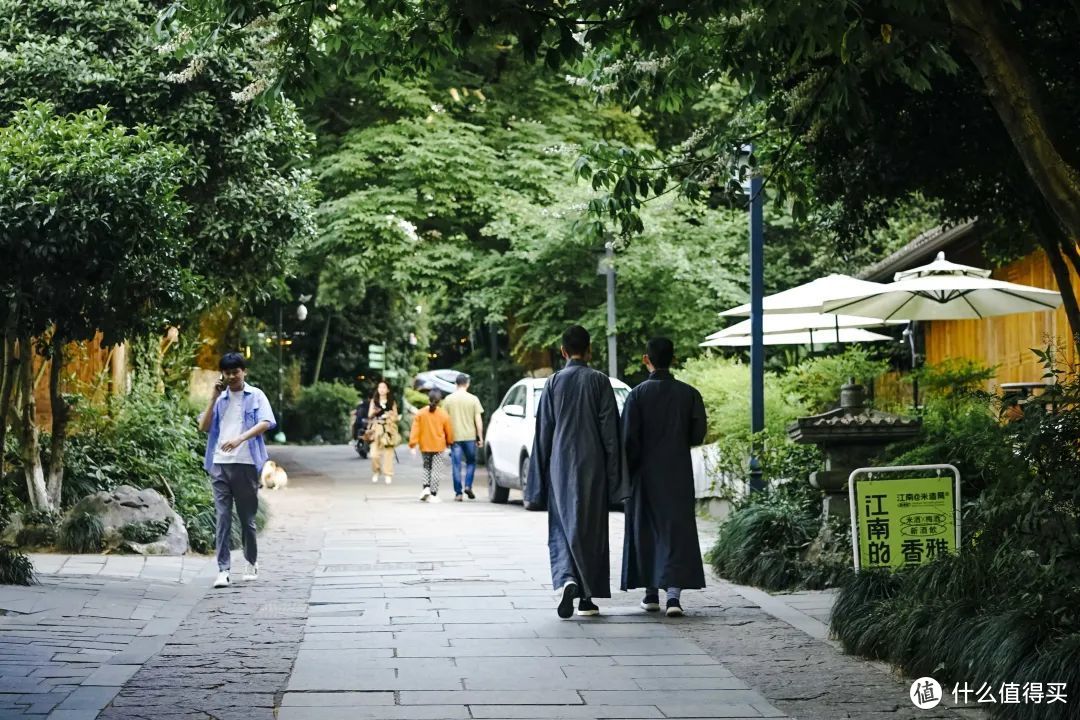 我花300元，在杭州住进了『安缦平替』！