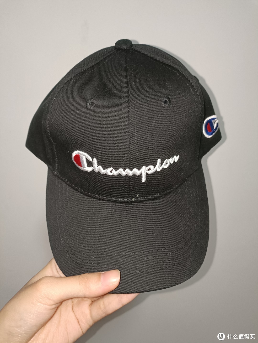 这款黑色的帽子好看吗？