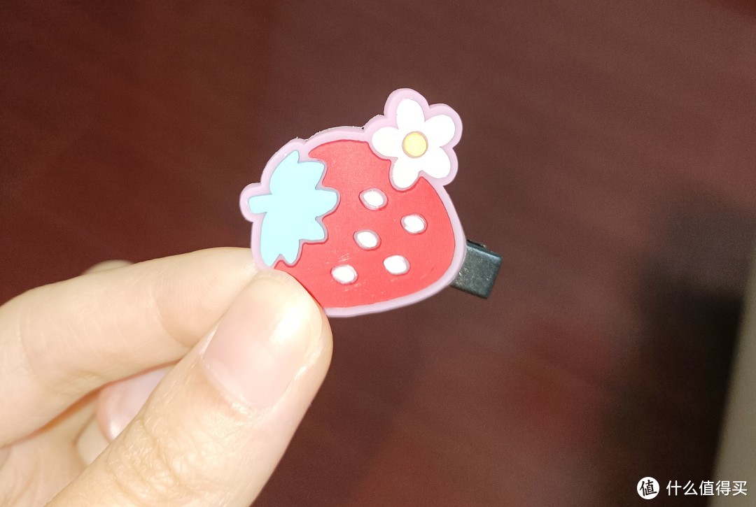 这个小草莓发夹也太可爱了吧