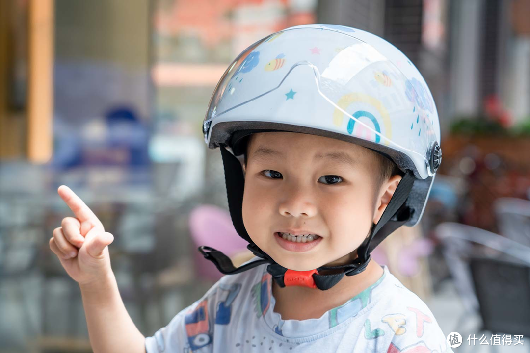 晓安儿童头盔评测：乘坐电动车、户外运动必备，给娃一份安全保障