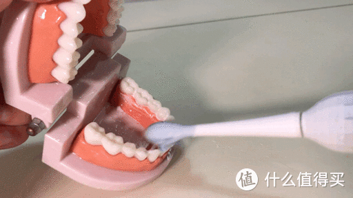 usmile Y10电动牙刷，助你轻松实现正确的刷牙方法