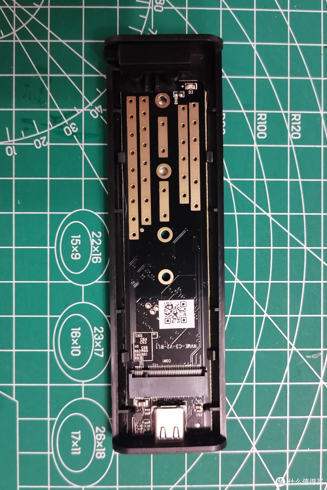 奥睿科全铝M.2 NVMe移动硬盘盒开箱