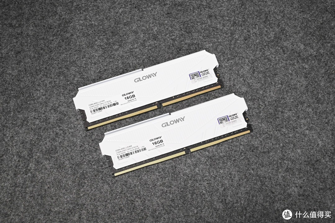 便宜又稳定 光威天策DDR4 4000内存简单测试