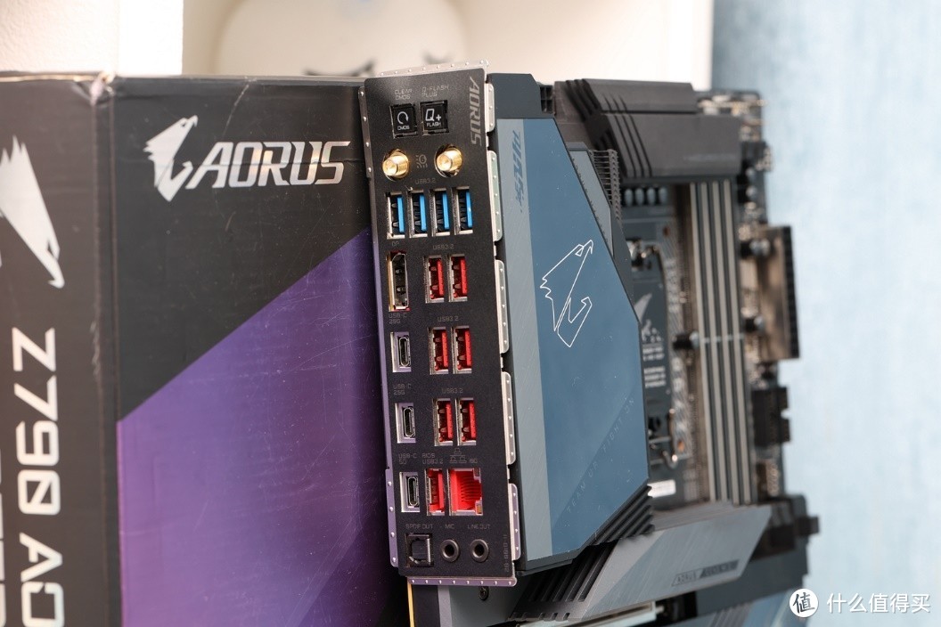 顶级DIY发烧友装机首选，技嘉超级雕Z790 AORUS MASTER主板评测体验