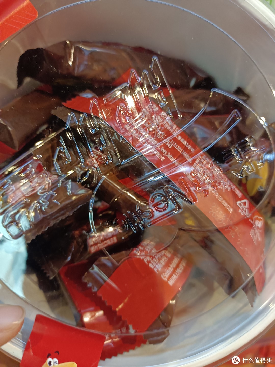 雀巢脆脆鲨巧克力威化饼干：美味的诱惑与健康的享受 