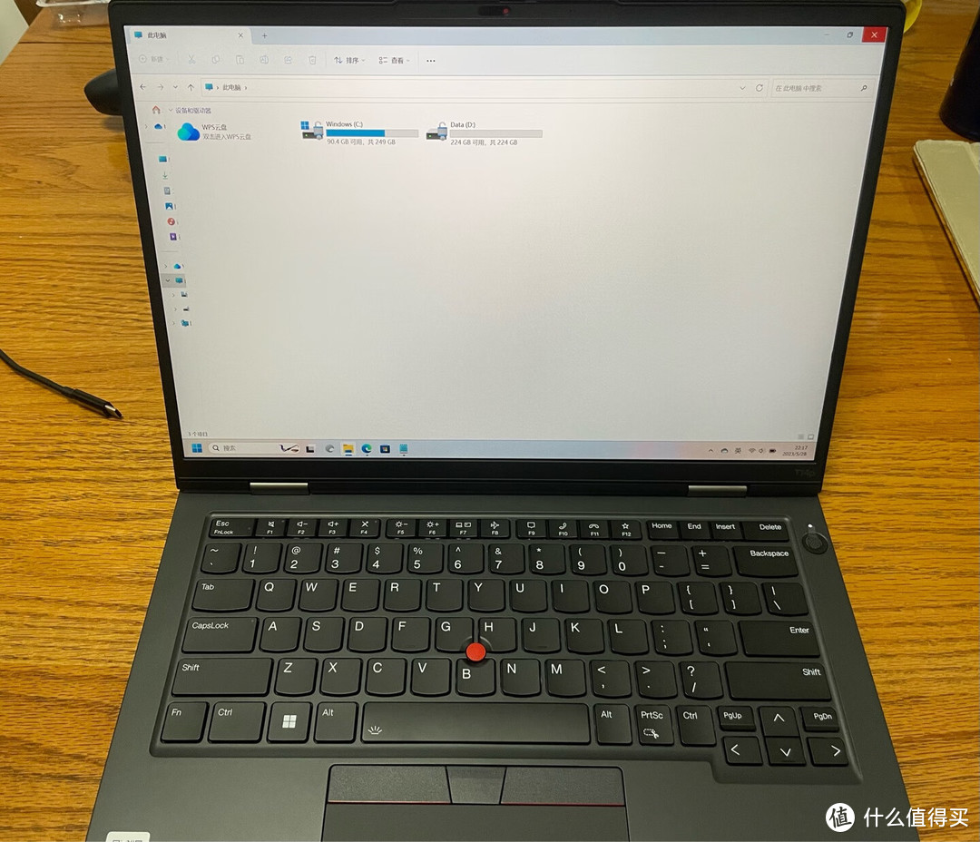 联想ThinkPad T14p商务本，14英寸主流配置，满足经典安全使用