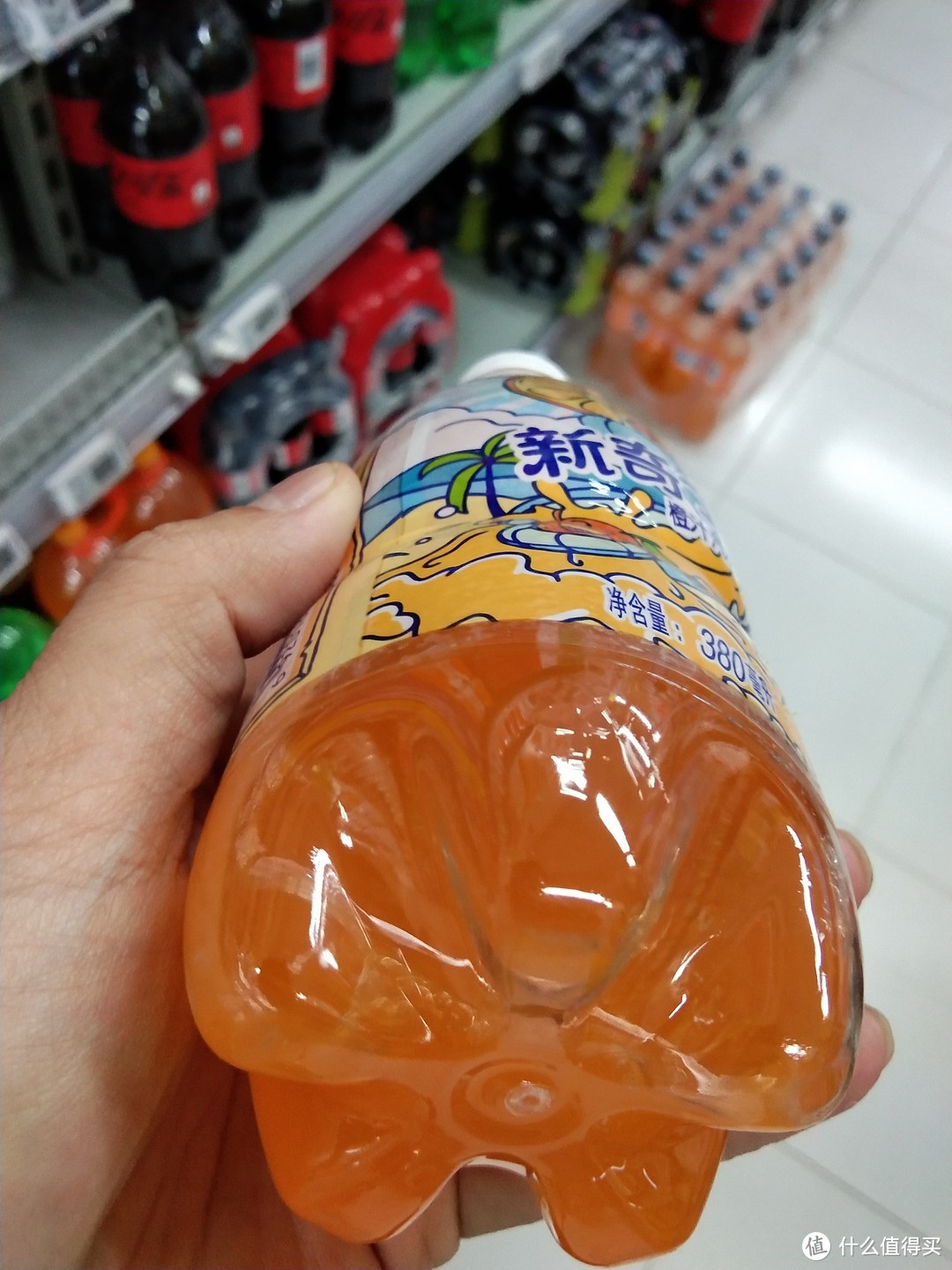 超市这个新奇士的橙汁饮料看着好Q好萌！一个饮料这么可爱真的好么？