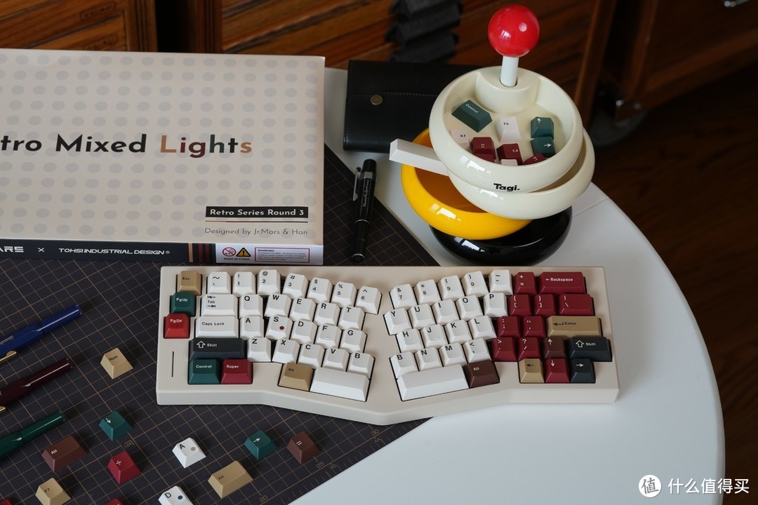 键帽前瞻丨Retro Mixed Lights 复古混搭，繁而不杂。