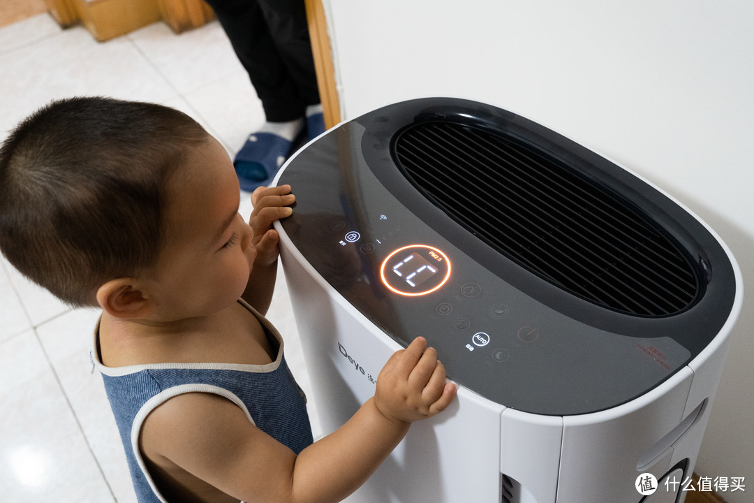 暑伏告别潮湿，德业U20A3除湿器给宝宝一个洁净、干燥的居住环境