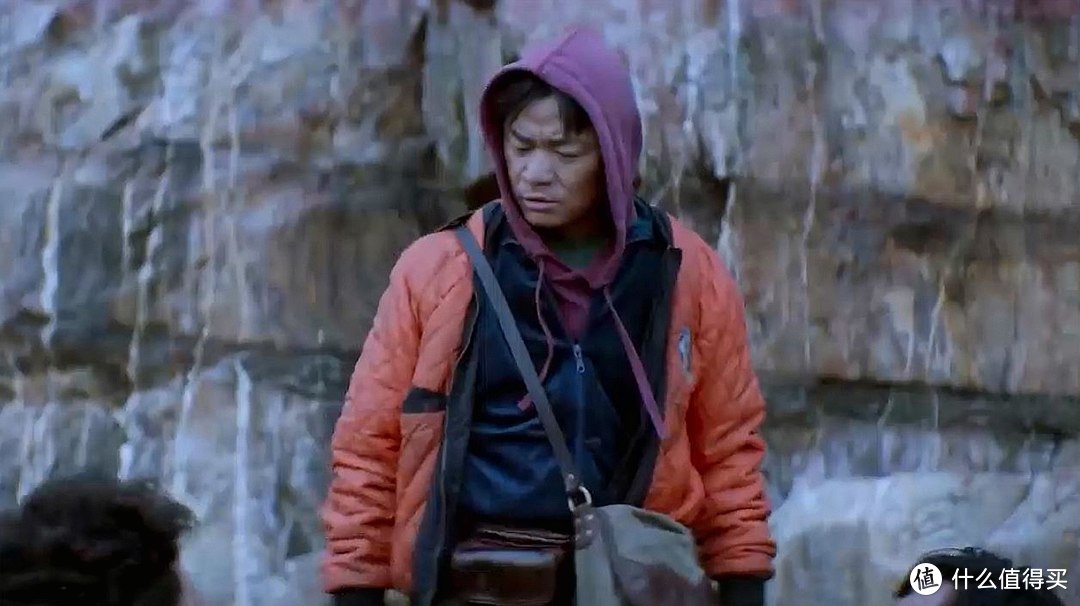出道20年，从傻根到导演，王宝强携新作《八角笼中》用实力诠释了“人善有天助”的简单道理！
