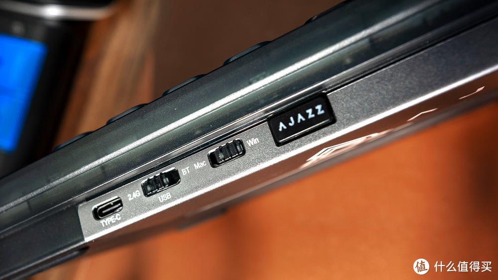 gasket结构的矮轴机械键盘，黑爵AK832pro 开箱