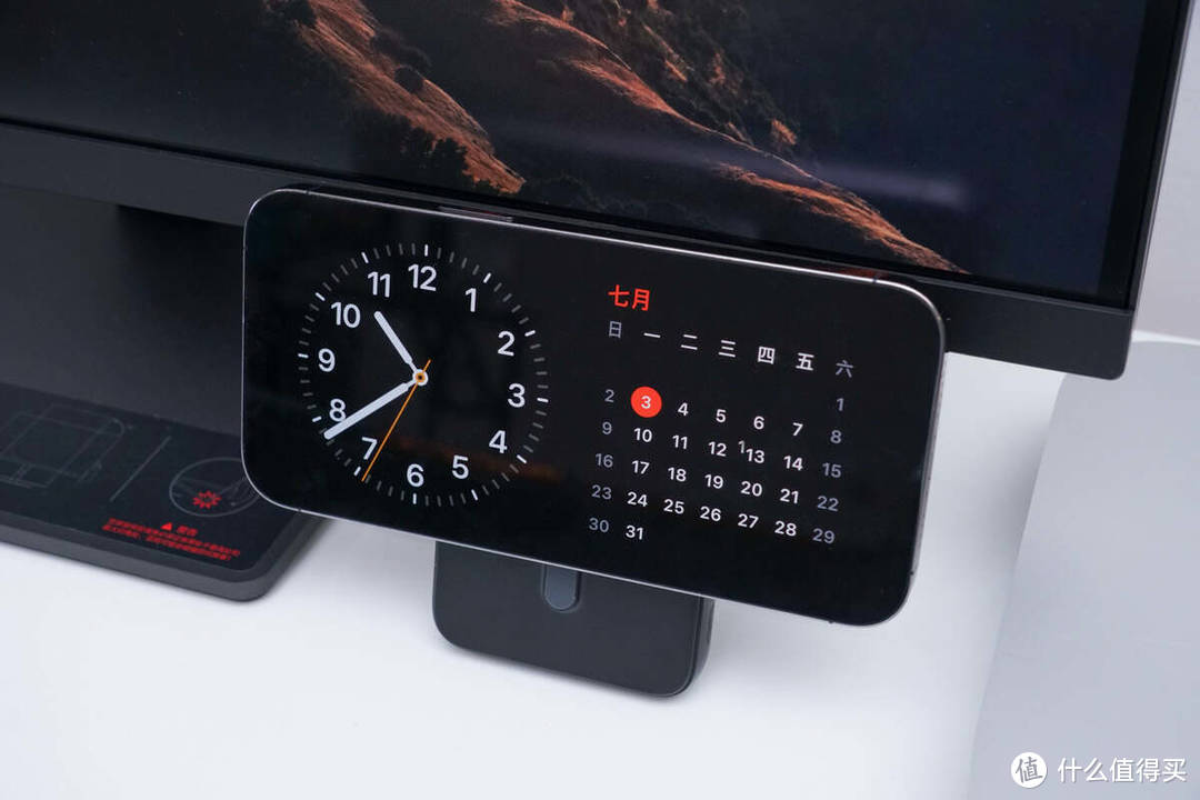 桌面精致“闹钟”，iPhone14 Pro Max 升级 iOS17 Standby待机模式体验