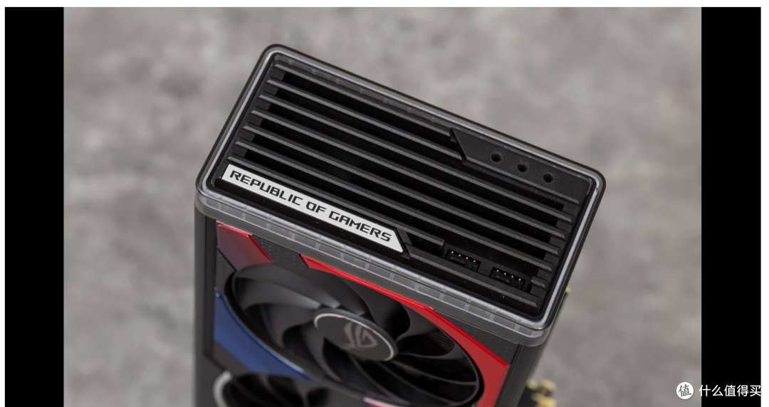 华硕rogstrixgeforcertx4060评测入门级的主流显卡也要霸气三风扇