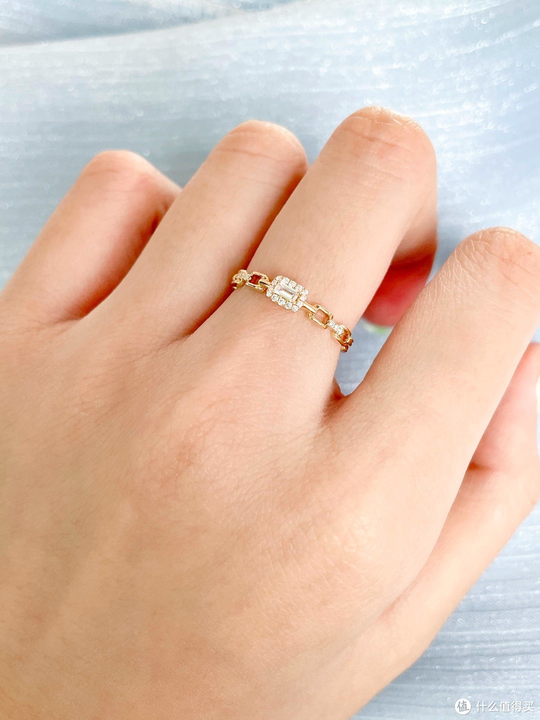【求婚必备】六福珠宝彩金钻戒，质感满分、颜值爆表！