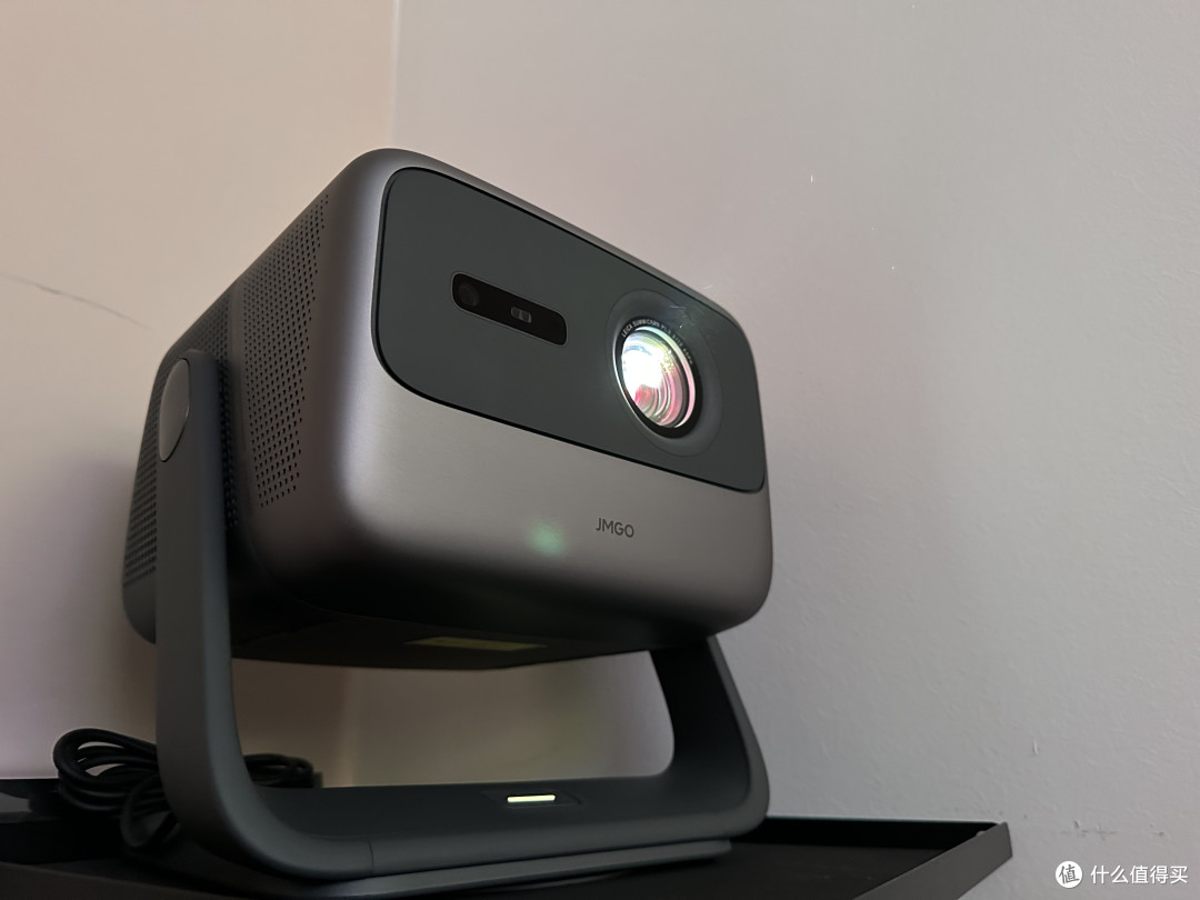 坚果n1pro (三色激光光源)