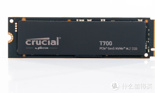 美光 Crucial T700 Gen5 SSD