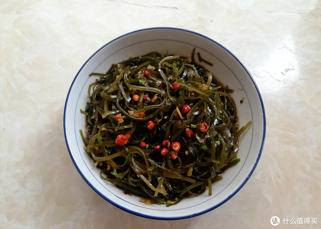 夏天做凉拌海带丝，两味调料是关键，少了这2样，难怪腥味重不好吃