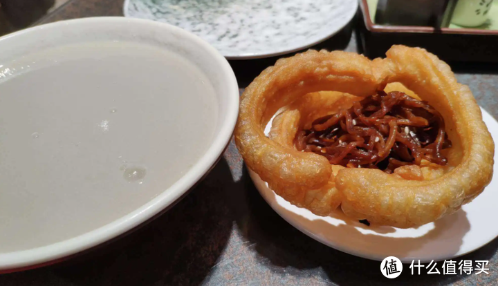 中国各地的人早餐时都喜欢吃什么？