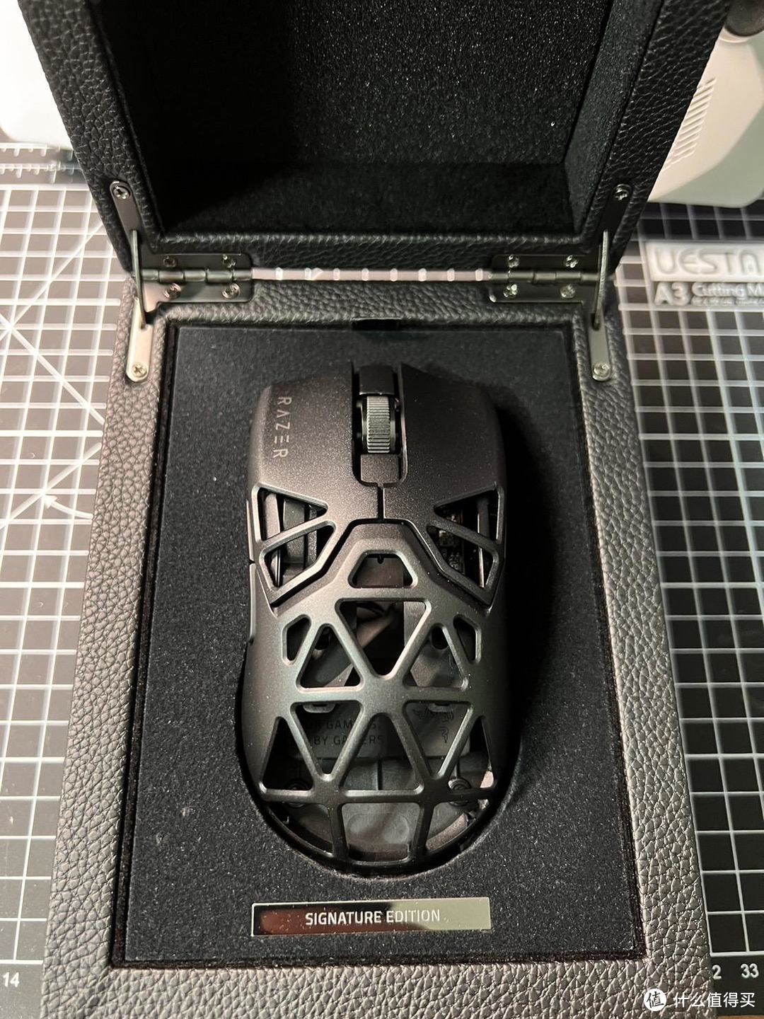 生活就得带点绿-Razer 雷蛇毒蝰 Viper Mini Signature EditionRazer开箱