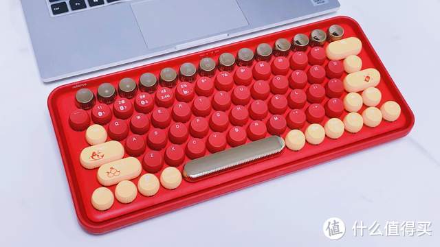 雷柏ralemo Pre5多模机械键盘，6种背光，给你的桌面增添一抹色彩
