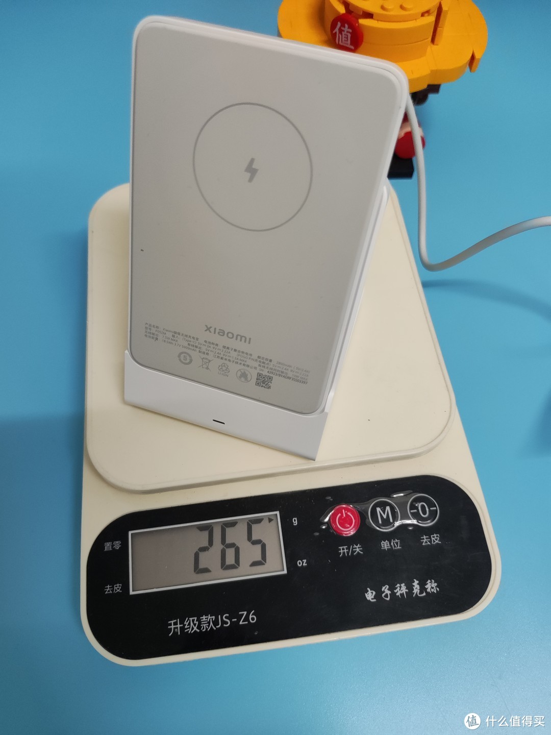 小米二合一无线充电宝，居然是给iPhone充电用的？
