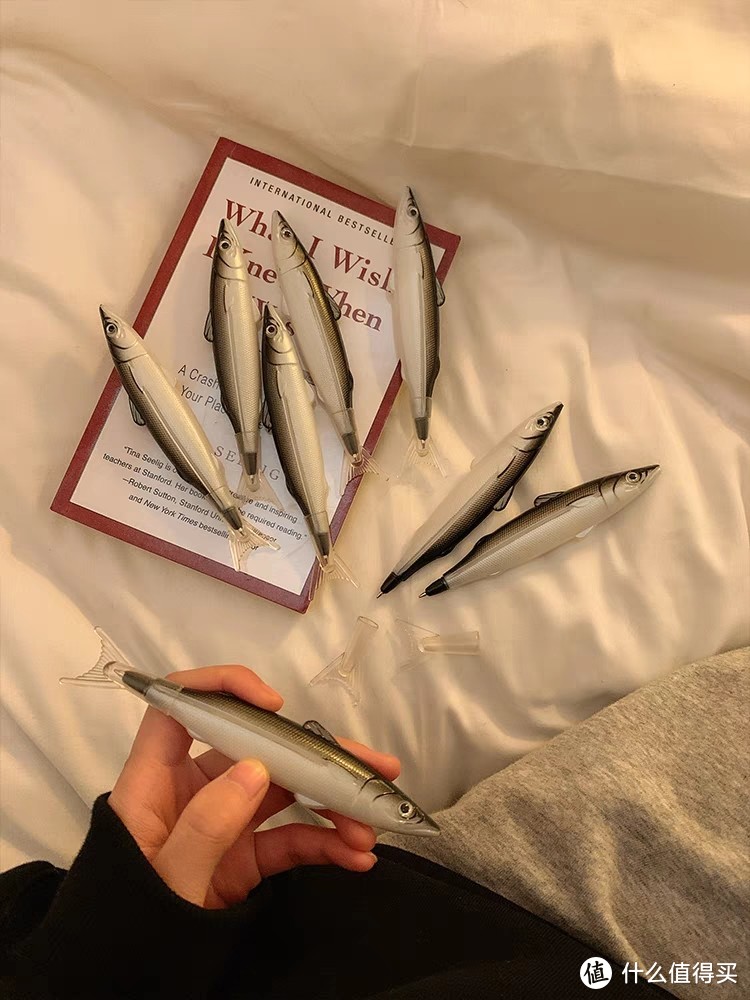创意搞怪咸鱼笔是一种非常优秀的文具产品