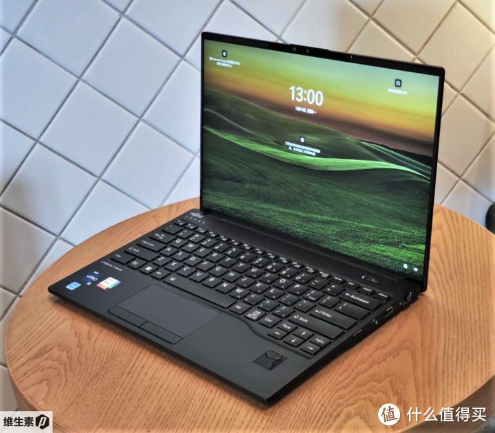 【维P测评】富士通 FUJITSU LIFEBOOK U94A - 力量敏捷战将 超轻量的高性能商务实用派 90图长文测评