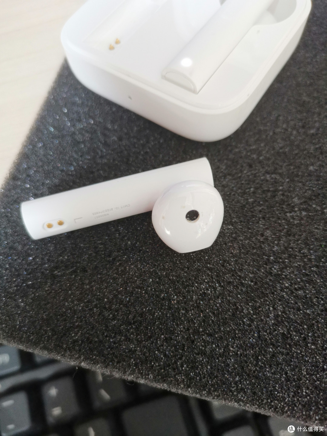 67蓝牙耳机小米air2 se,比想象中要出色