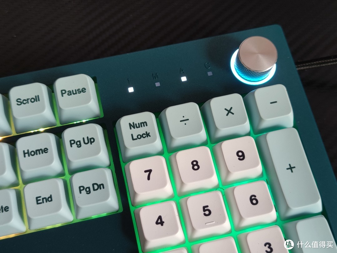 全尺寸简约城堡风机械键盘，MONTECH最新推出的MKey键盘实测分享！