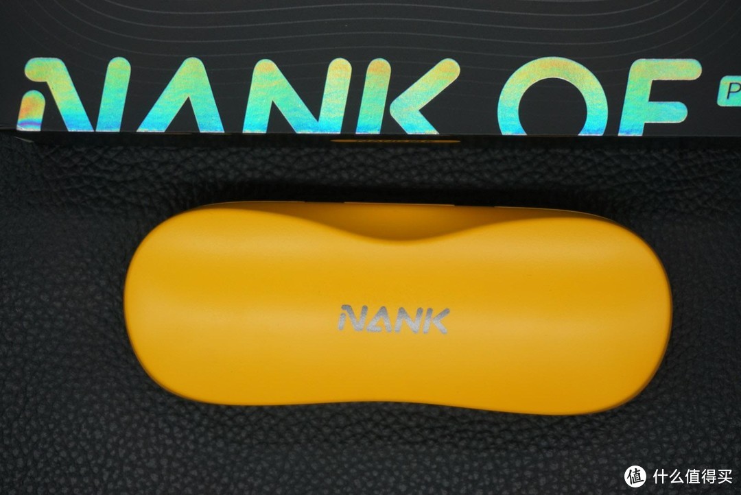 就是主打炸裂你的夏天，南卡NANK-OE Pro挂耳式蓝牙耳机！