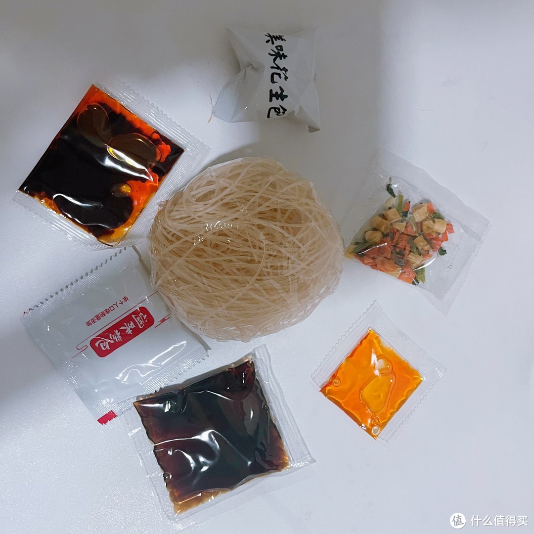 必须安利给值友的一款夏天开胃速食-嗨吃家酸辣粉