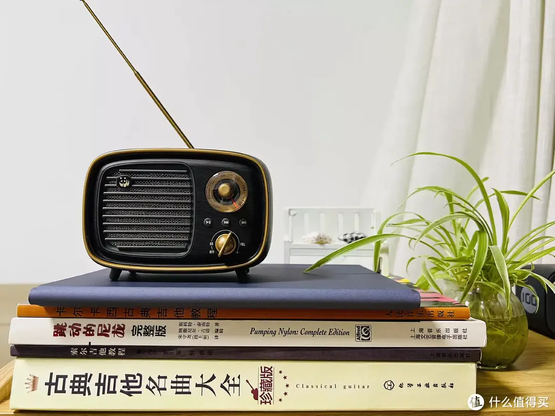 聆听岁月洗尽铅华的永恒：熊猫1936 D36 复古收音机蓝牙音箱