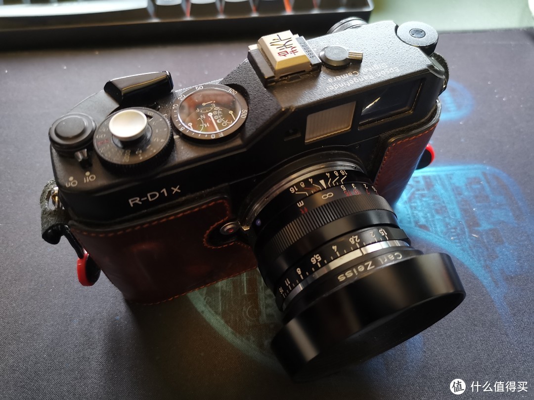 R-D1X相机  蔡司ZM50 F1.5镜头
